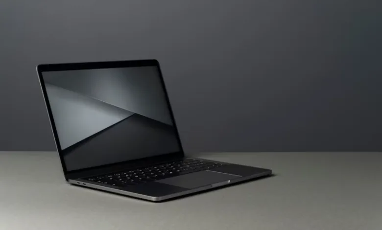 how to restart Macbook